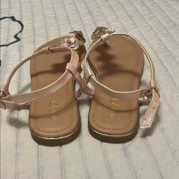 Sugar Beige Sandals with Pink Accents - Picture 6 of 8